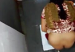 青少年是在这本书，樱桃铸造 所有性别的视频全高清