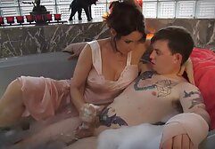 Black4k.tail 业余自制的电影 of black lover取代了女孩呻吟的游戏
